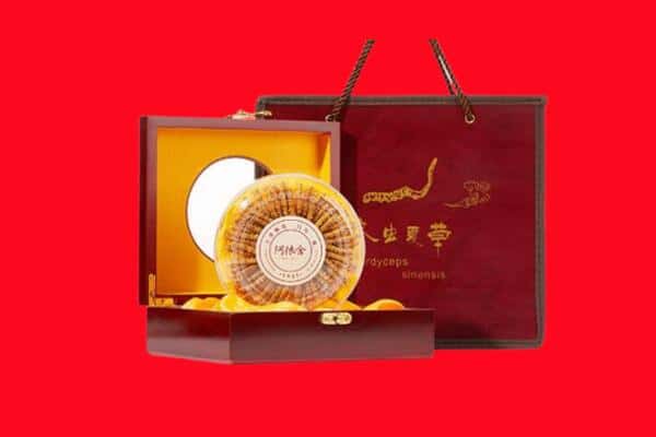 诚信求购:滨城区高价回收冬虫夏草是按克吗